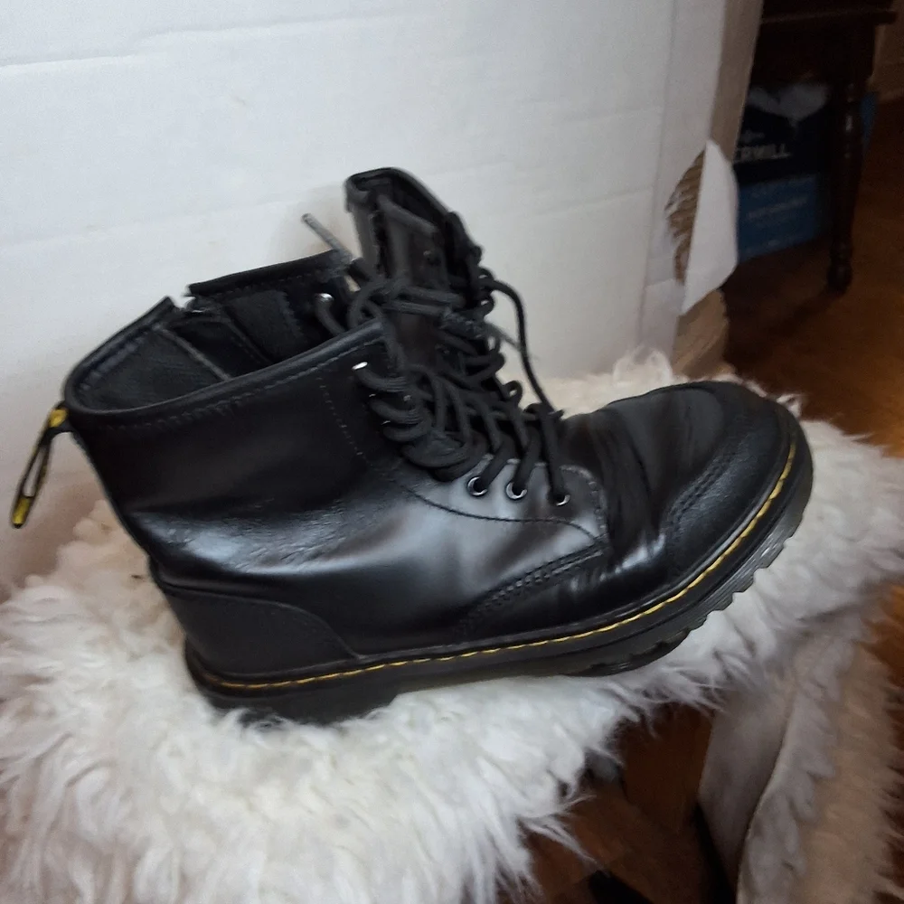 Dr. Martens 101 Black Leather Combat Boots 6 Eye Yellow Stitch Lace Up 5 - Picture 3 of 8